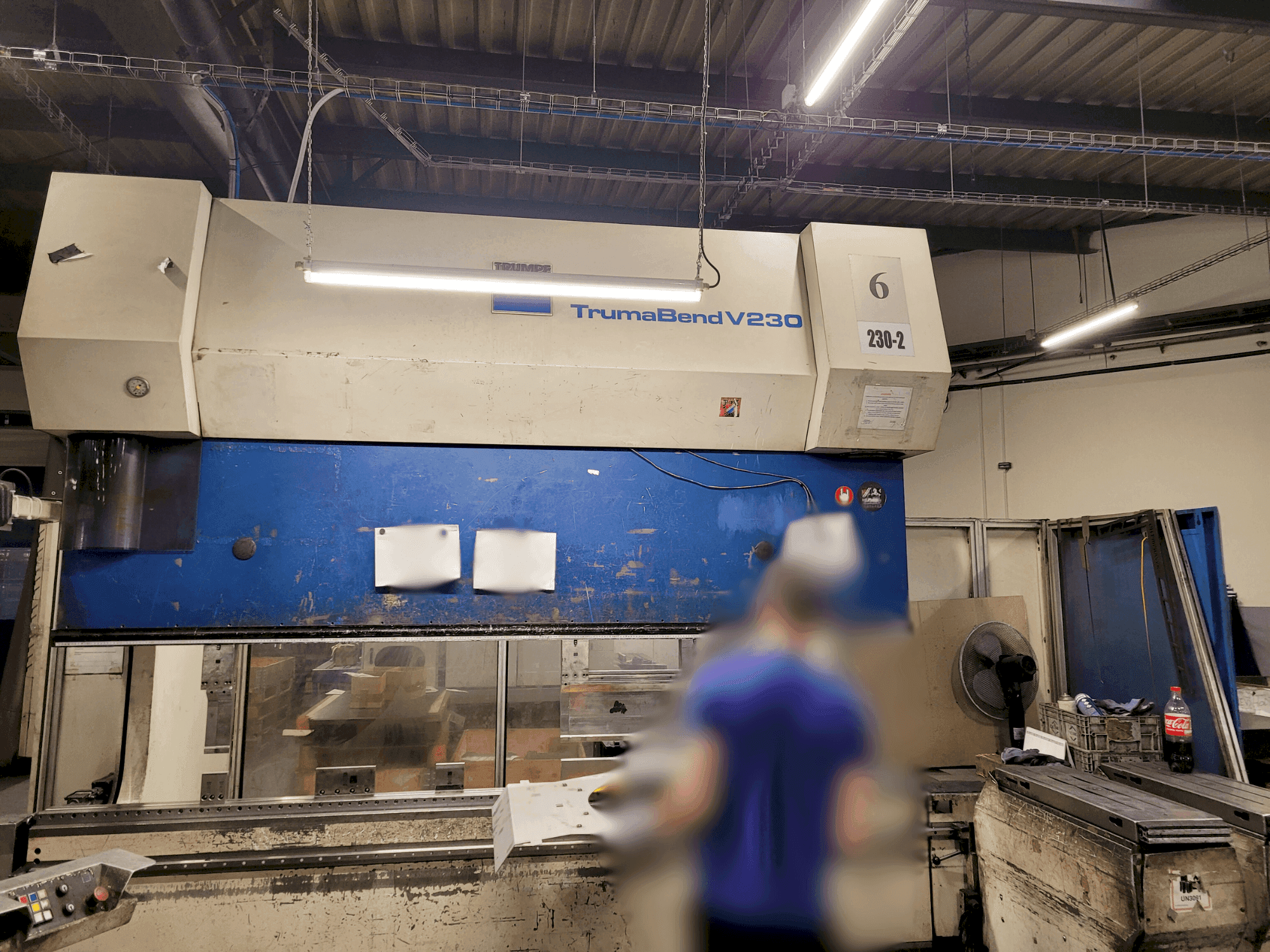 Masina TRUMPF Trumabend V230 eestvaade