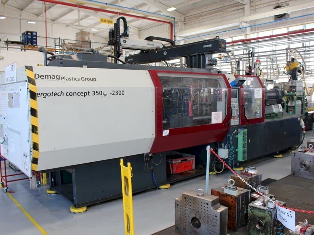 Masina DEMAG Ergotech 350/810-2300 vasaku külje vaade