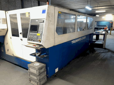 Masina TRUMPF TRUMATIC L3030 eestvaade