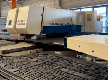 Masina TRUMPF Trumatic 600L eestvaade