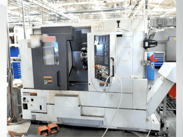 Masina MORI SEIKI NL2000Y eestvaade