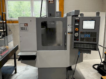 Masina HAAS Mini-Mill HE eestvaade