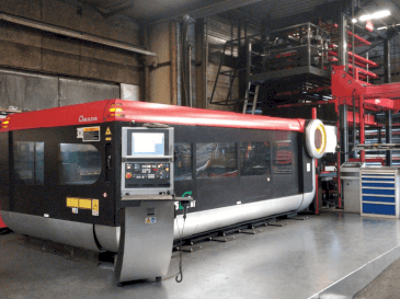 Masina AMADA LC-3015F1NT 4kW CO2 eestvaade
