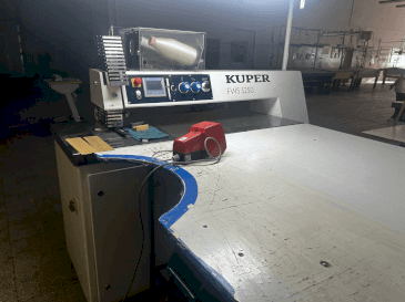 Masina KUPER FWS 1250 eestvaade