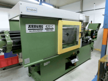 Masina Arburg Allrounder 420C 1300-350 eestvaade