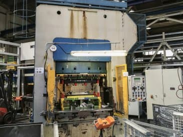 Masina SMERAL LKT 250   eestvaade