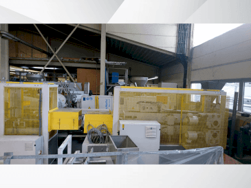 Masina Krauss Maffei KMD 75 XS/P eestvaade
