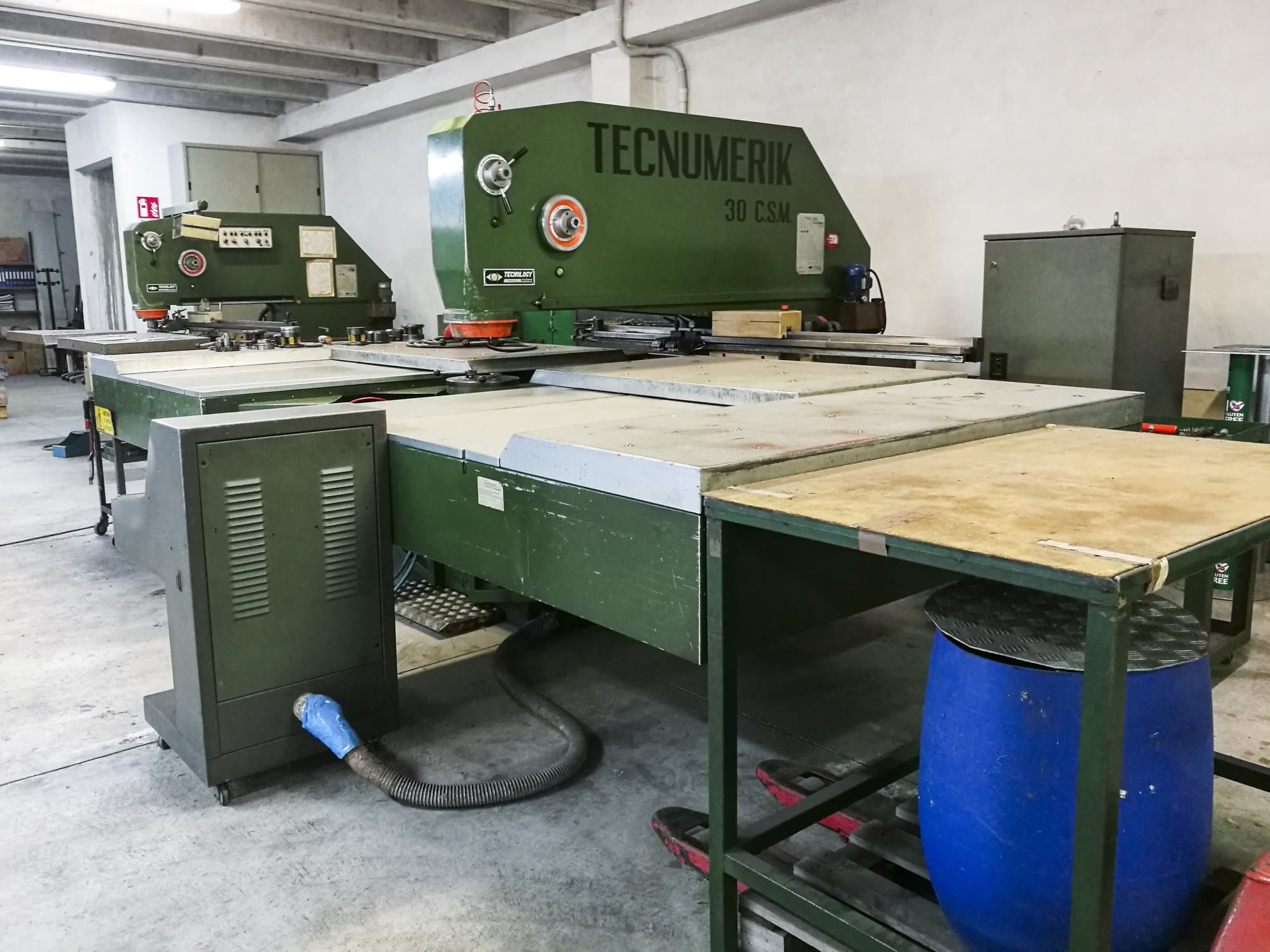 Masinavaade Tecnology Tecnumerik 30 C.S.M.   paremalt