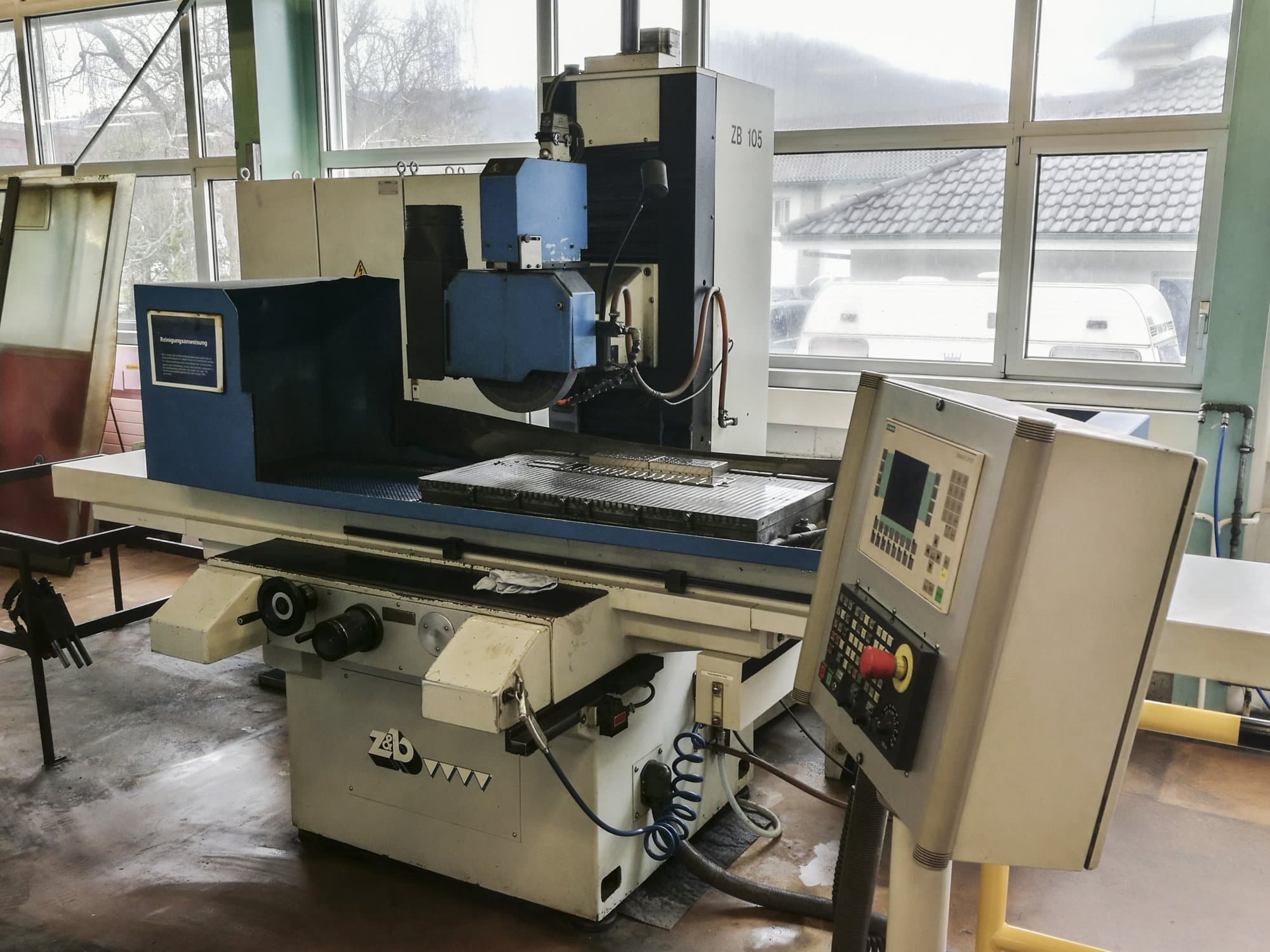 Masina ZIERSCH & BALTRUSCH NC-SUPERPLUS ZB 105 eestvaade