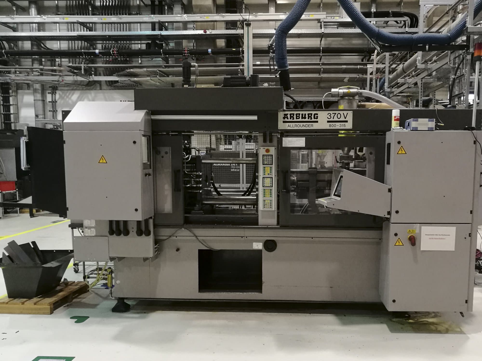 Masina Arburg 370V 800-315 eestvaade