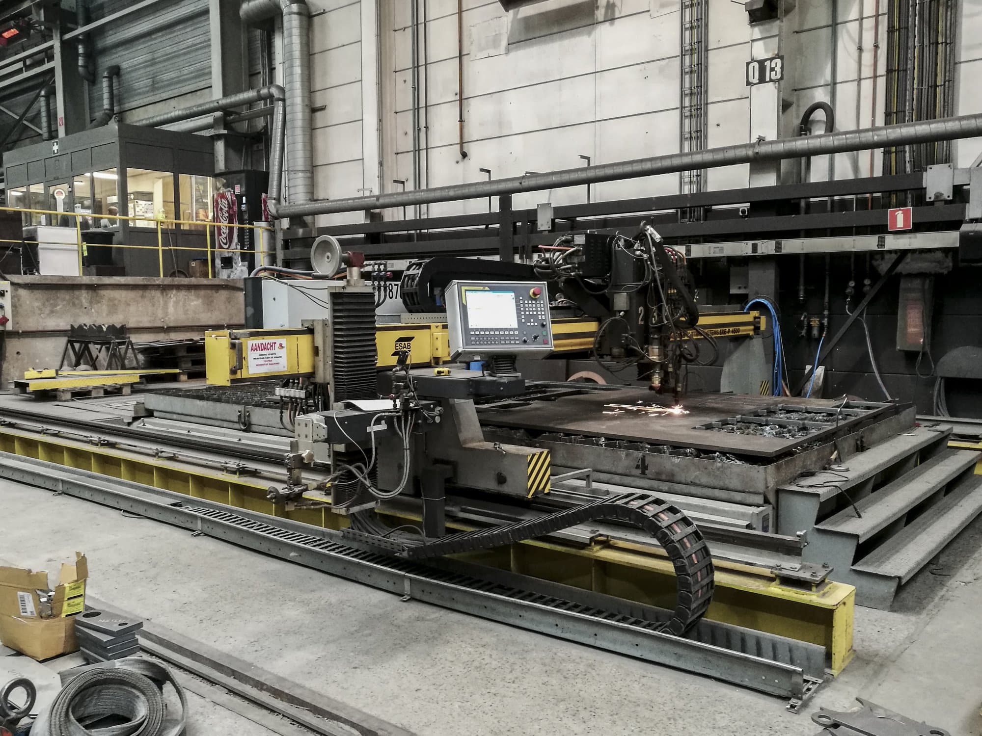 Masinavaade ESAB SUPRAREX SXE-P 4500   paremalt