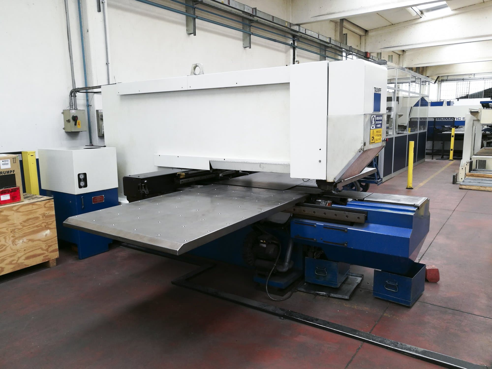 Masinavaade Trumpf Trumatic 240   vasakult