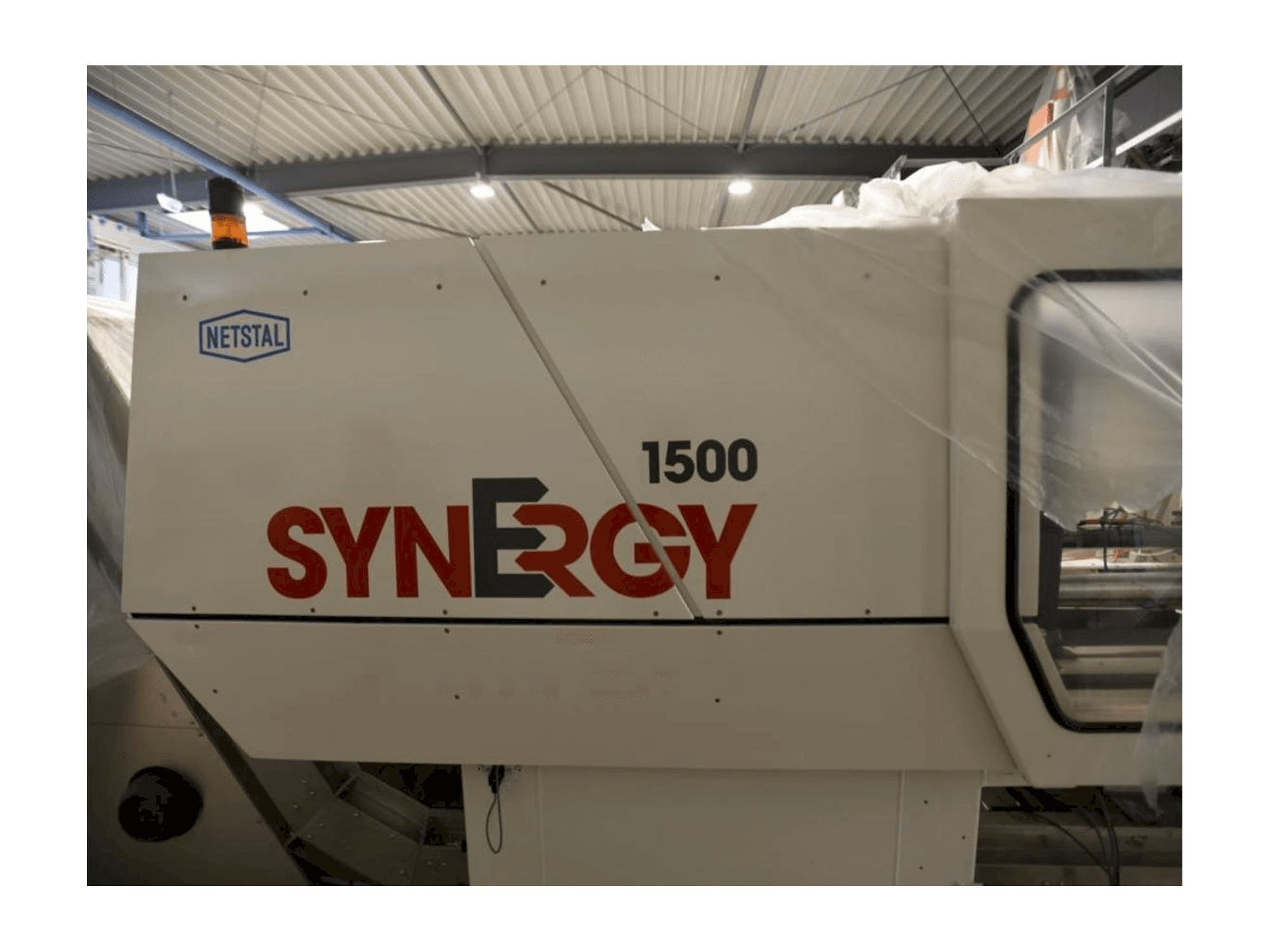 Masina Netstal SynErgy 1500-460 eestvaade