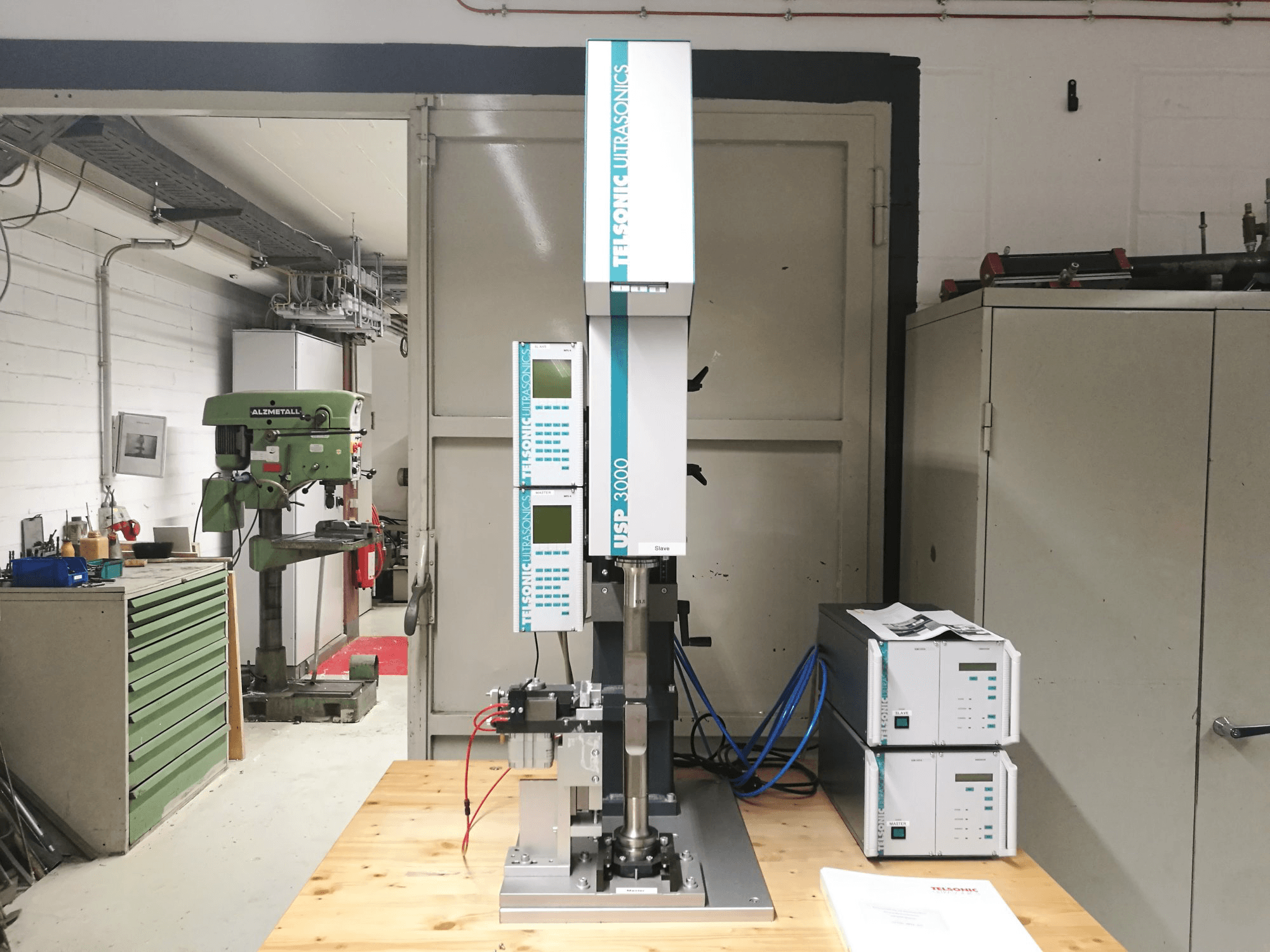 Masina TELSONIC USP-3000-1 P eestvaade