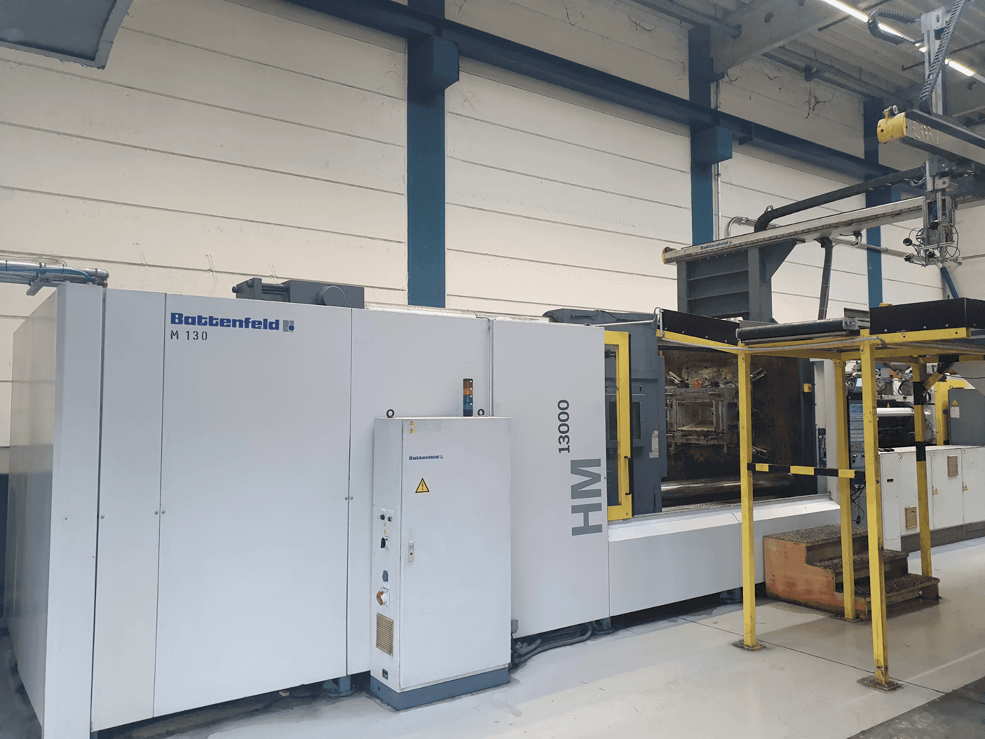Masina Battenfeld HM 13000/12000 eestvaade
