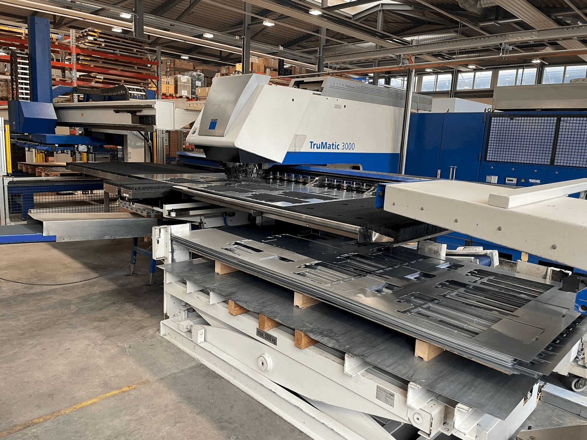 Masina TRUMPF Trumatic 3000 eestvaade
