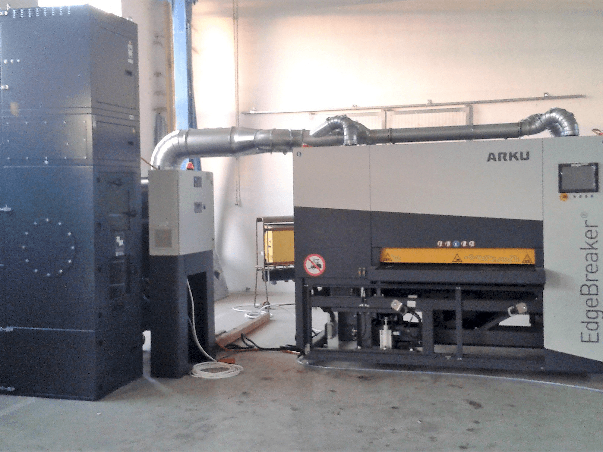 Masina ARKU EdgeBreaker 4000 eestvaade