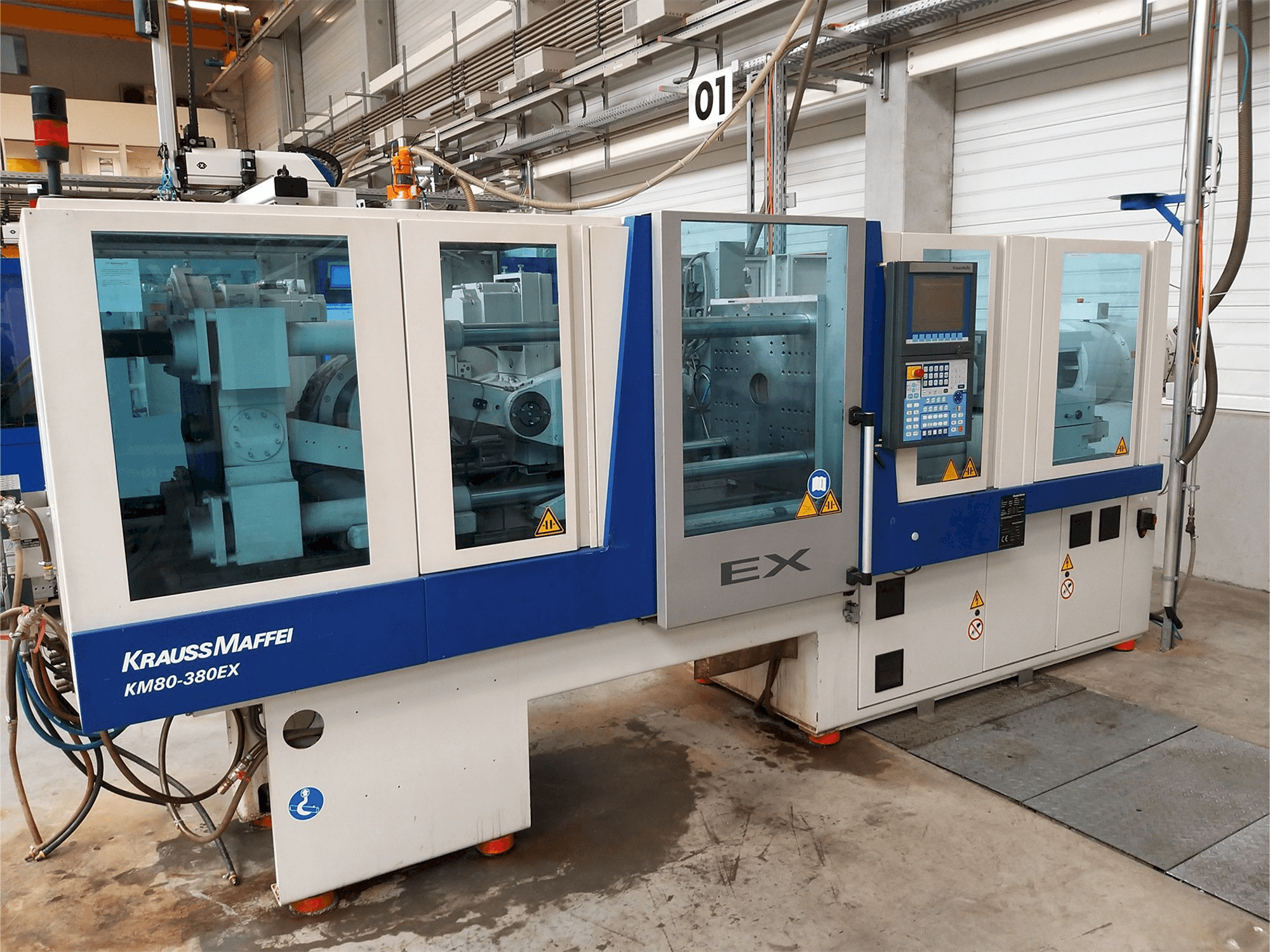 Masina Krauss Maffei 80-380 Ex eestvaade