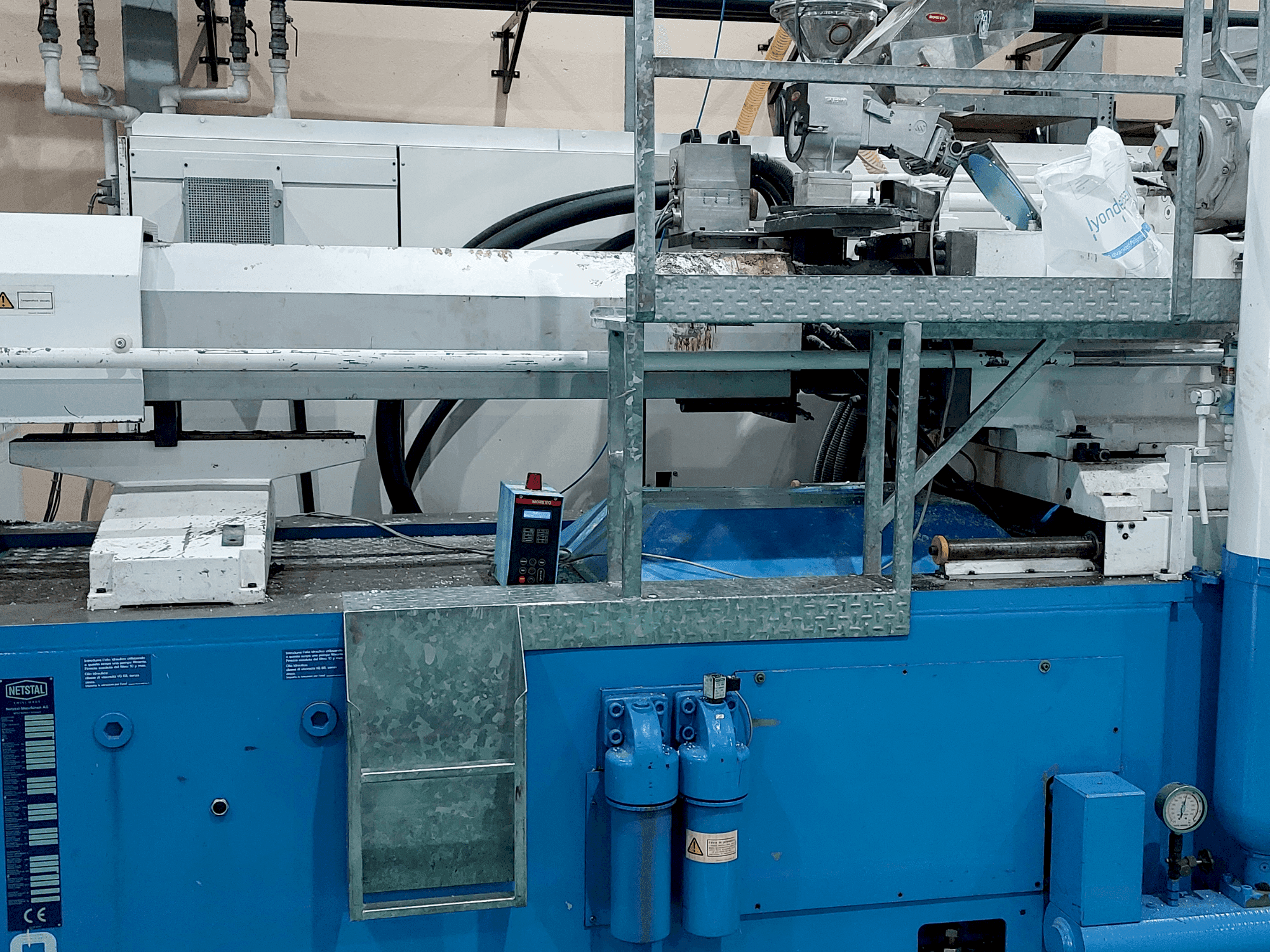 Masina Netstal S 6000-5500E eestvaade