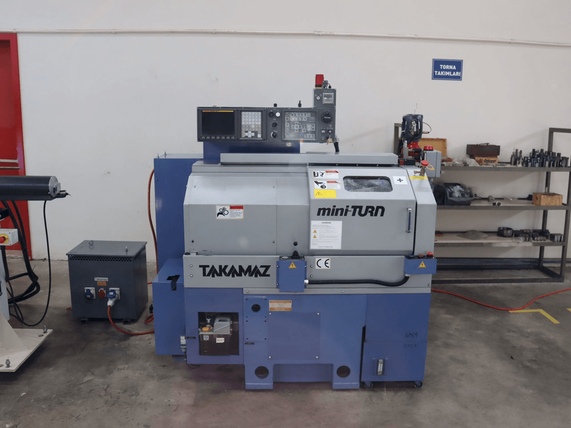 Masina Takamaz mini-TURN eestvaade