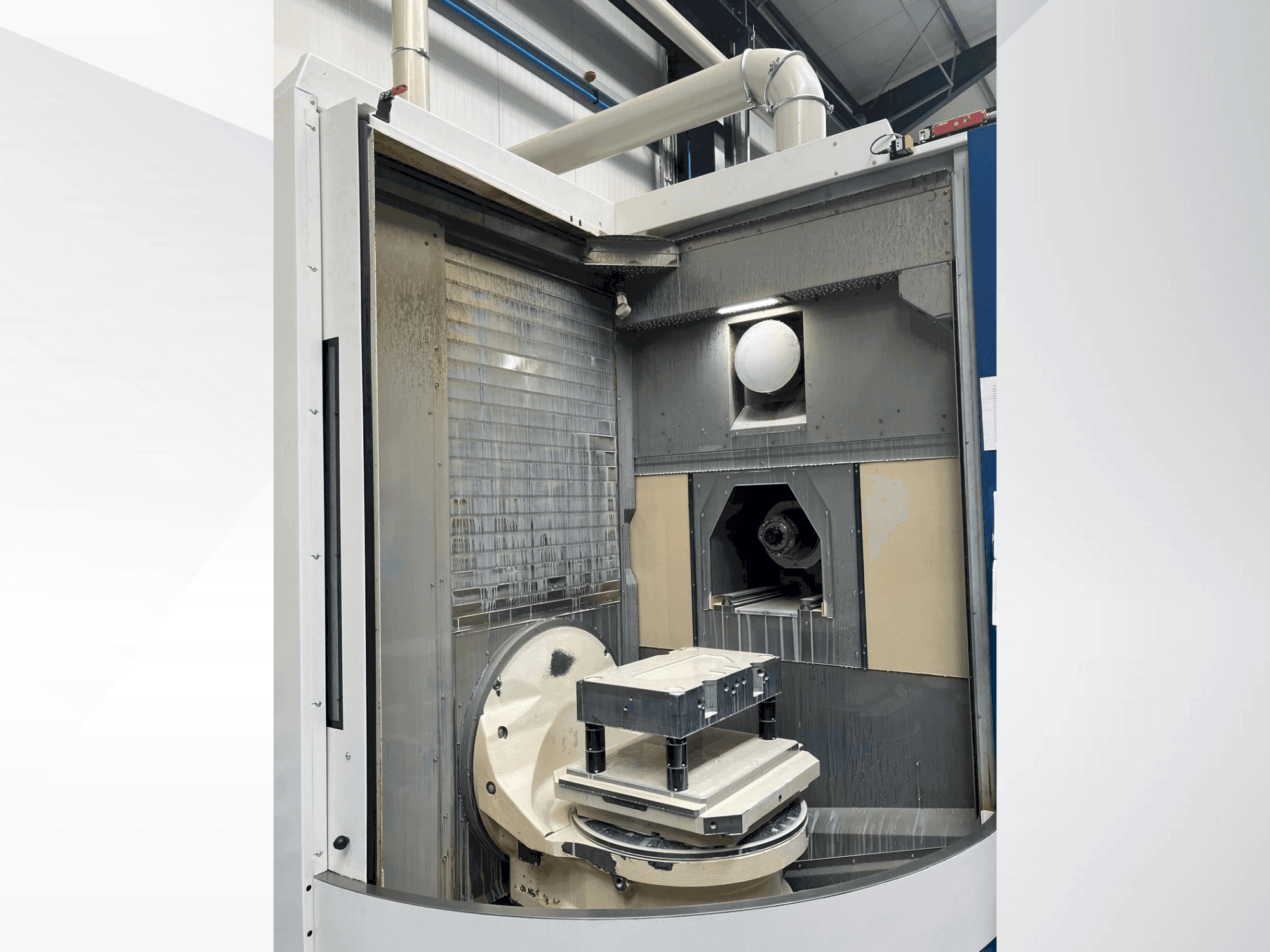 Masina GROB G550a   tööruum