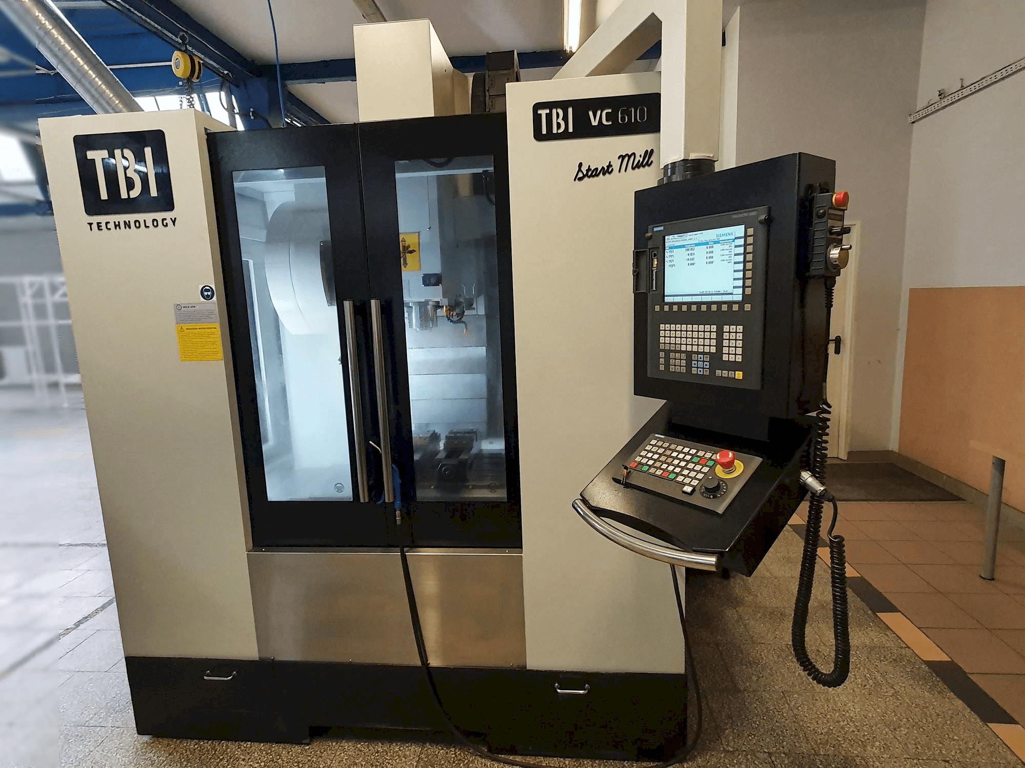 Masina TBI VC610 Start Mill eestvaade