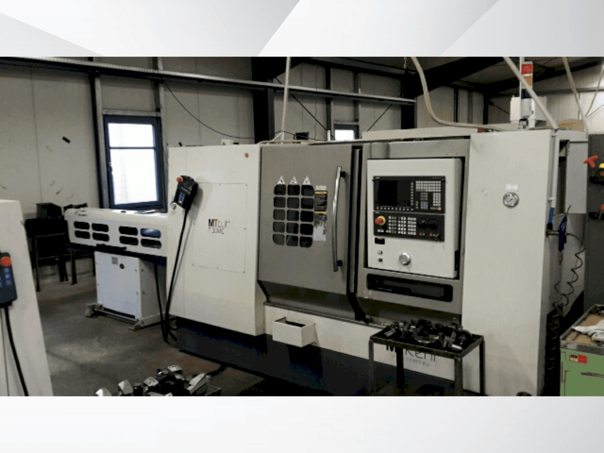 Masina MTRent T30MC eestvaade
