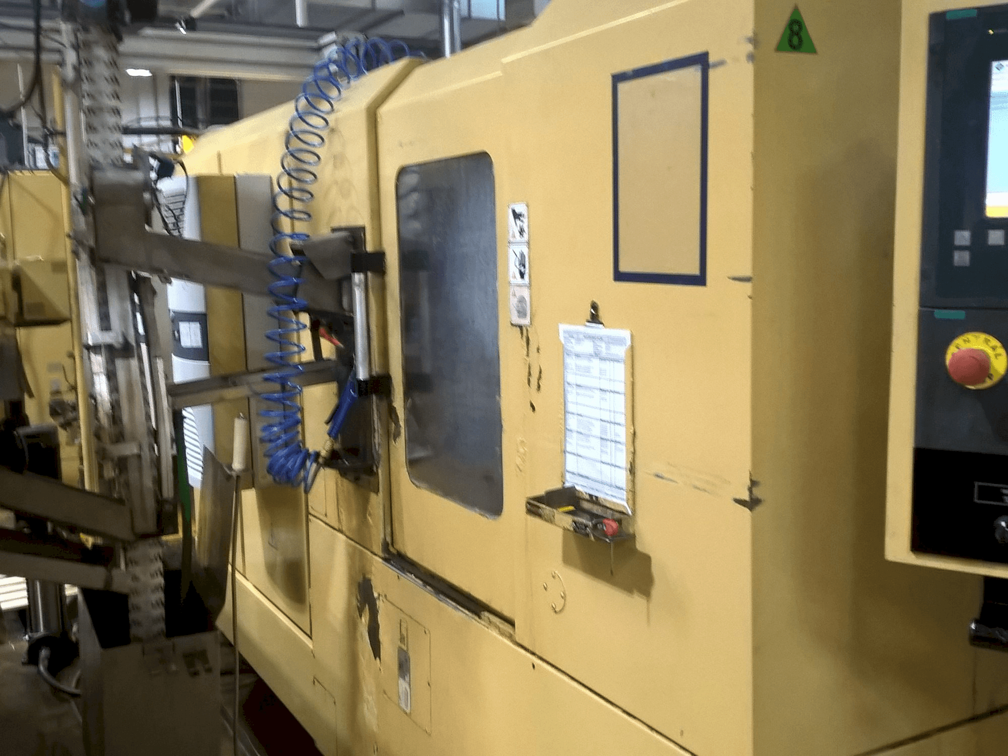 Masina TAJMAC-ZPS SAL 100/4 parema külje vaade