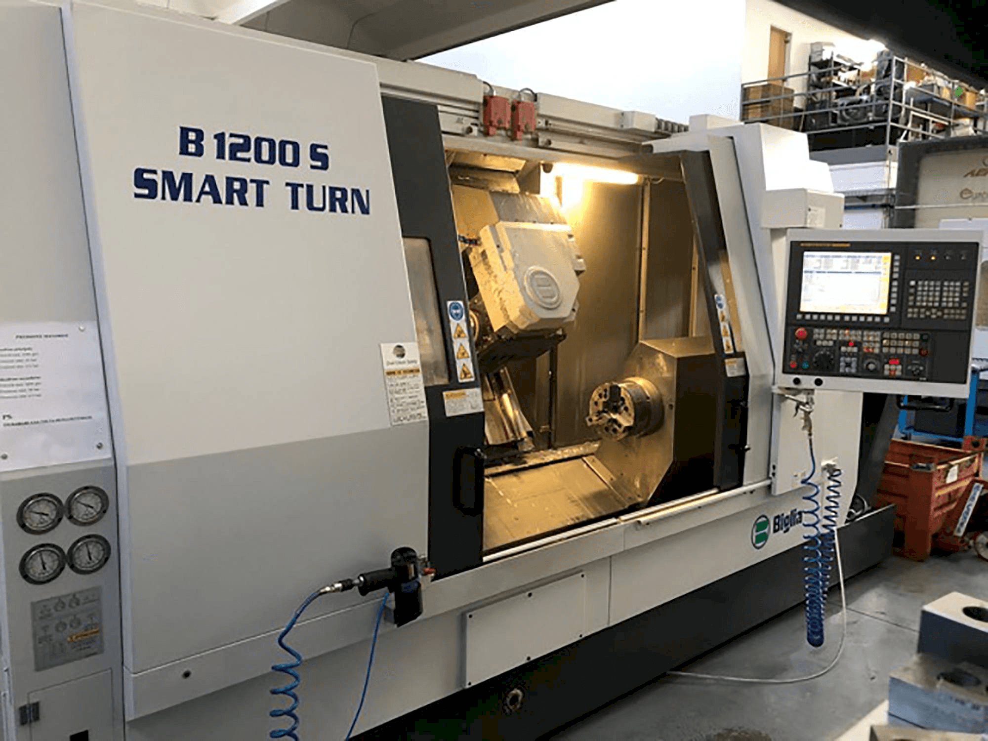 Masina Biglia Smart S eestvaade