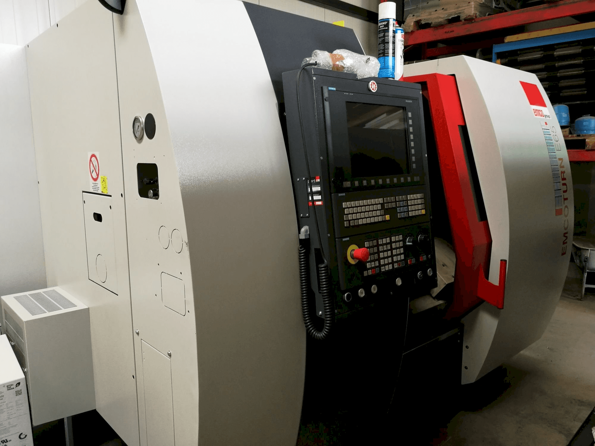 Masina EMCO Emcoturn E65 eestvaade