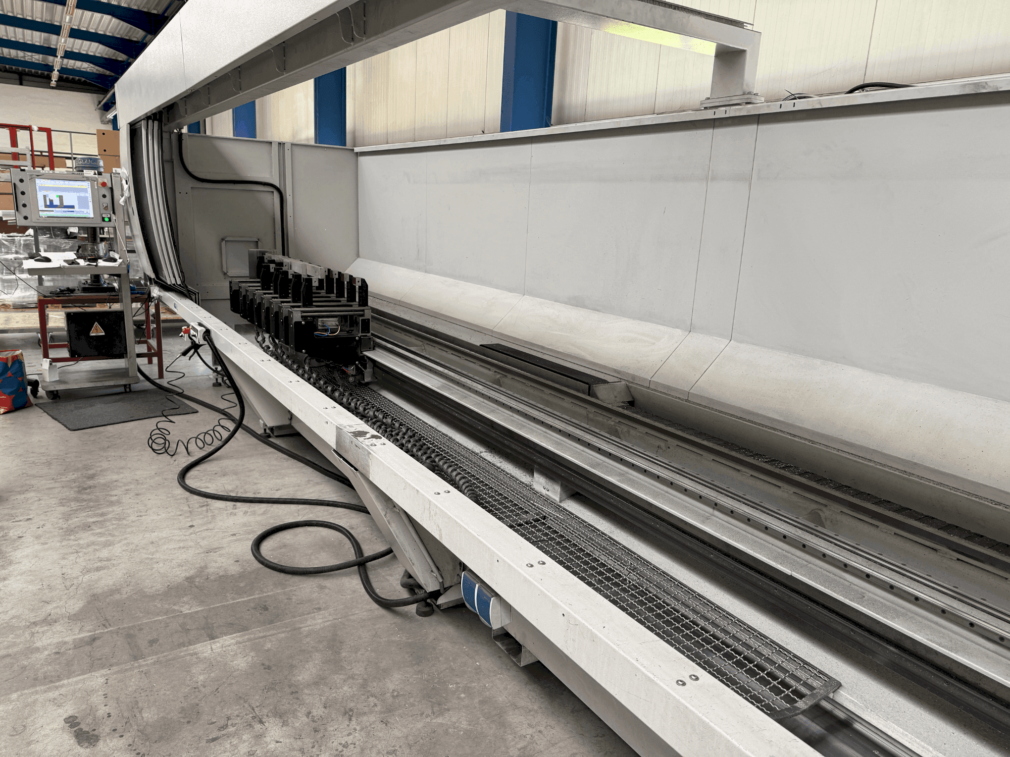 Masina FomIndustrie DALI 70 eestvaade