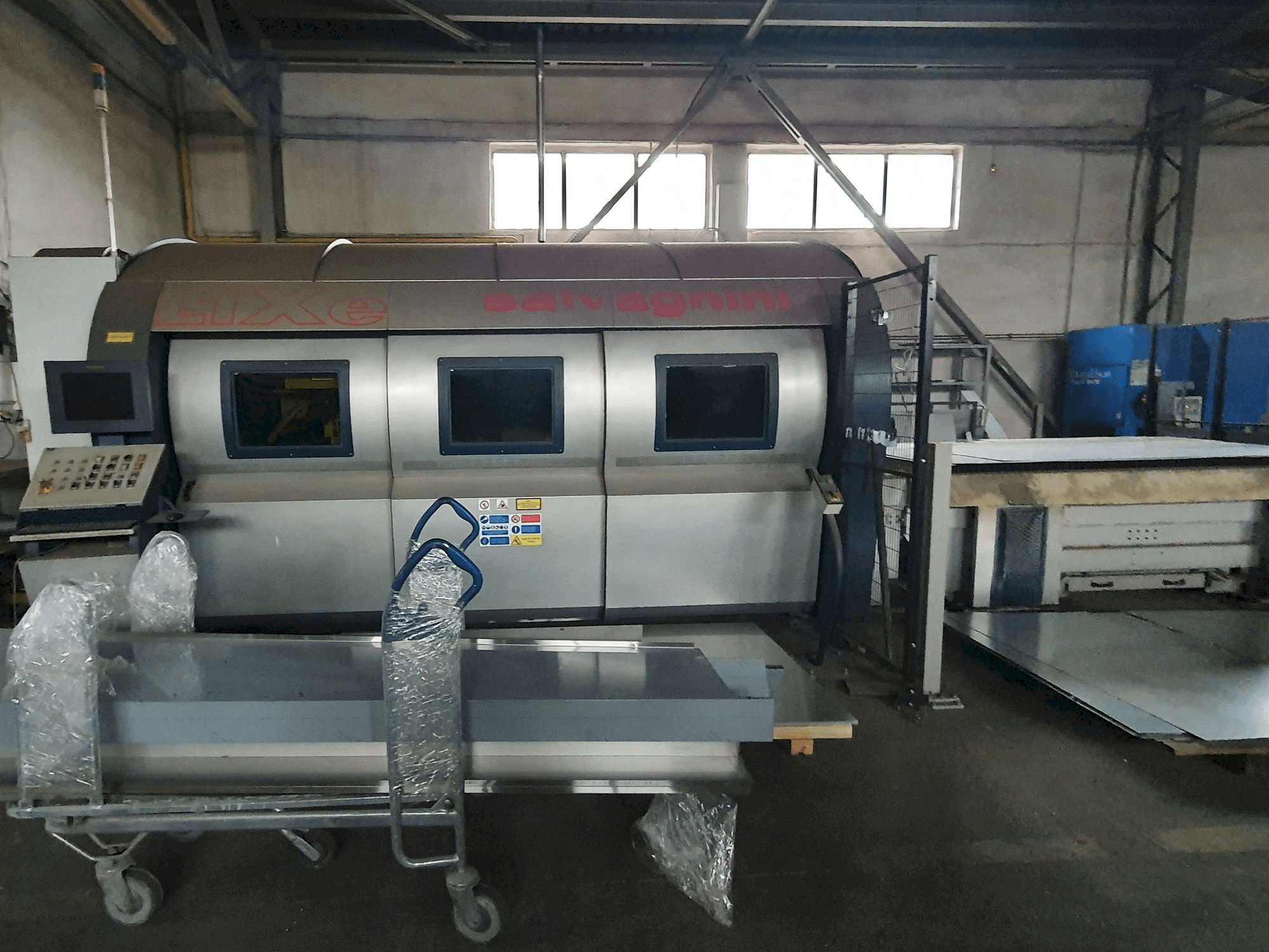 Masina Salvagnini L1X eestvaade