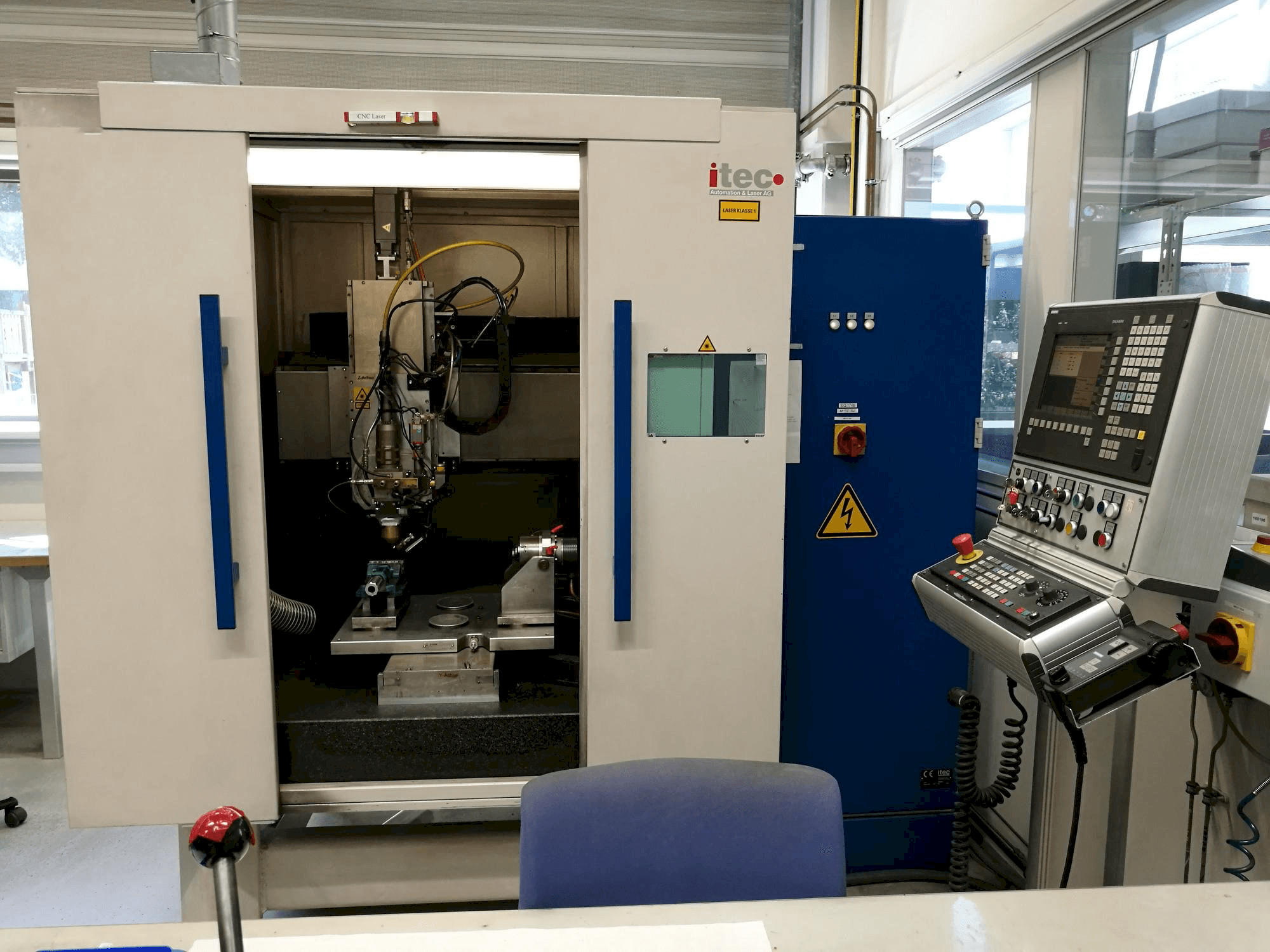 Masina ITEC vmaxS eestvaade