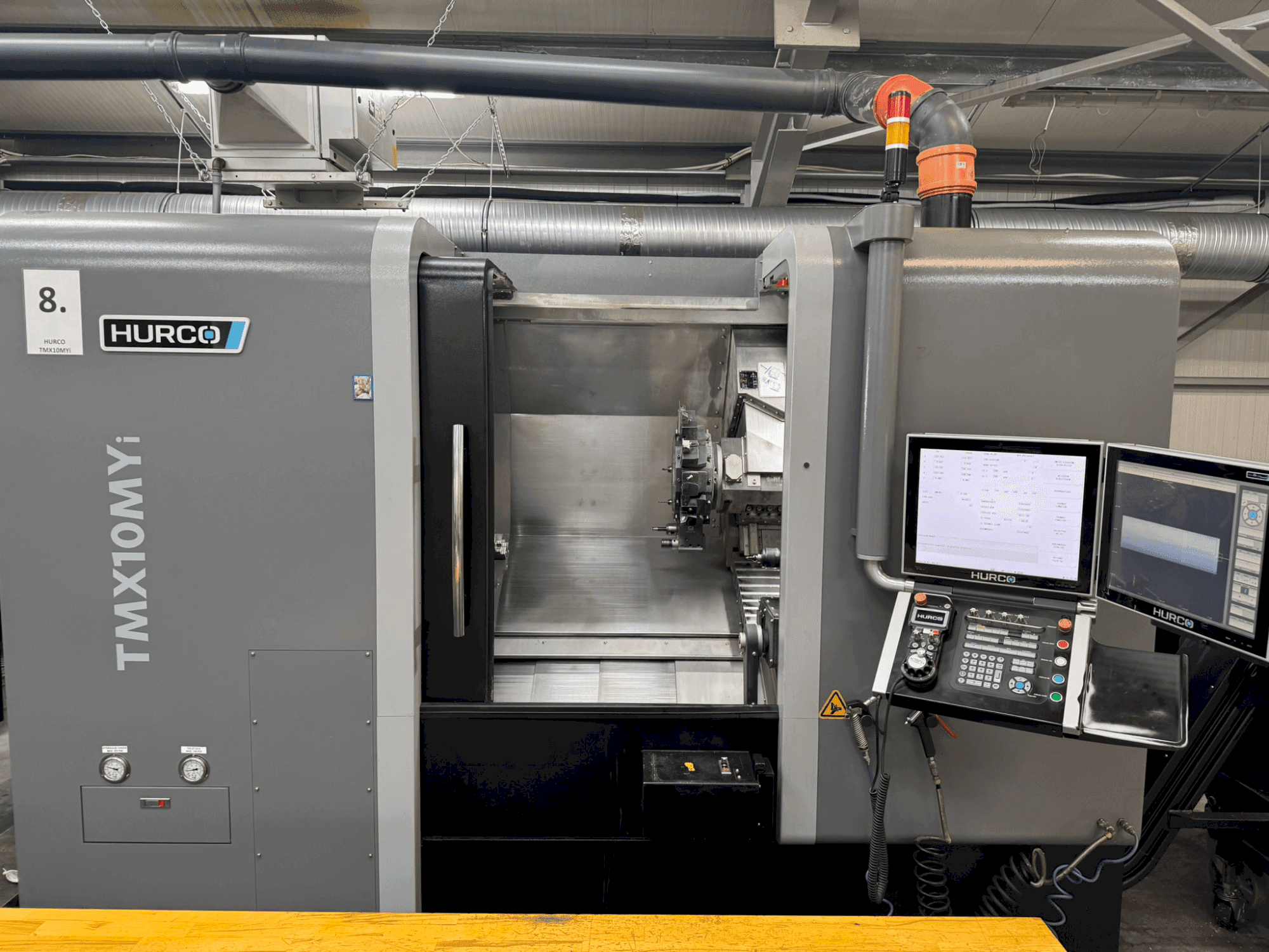 Masina Hurco TMX 10 MYi eestvaade
