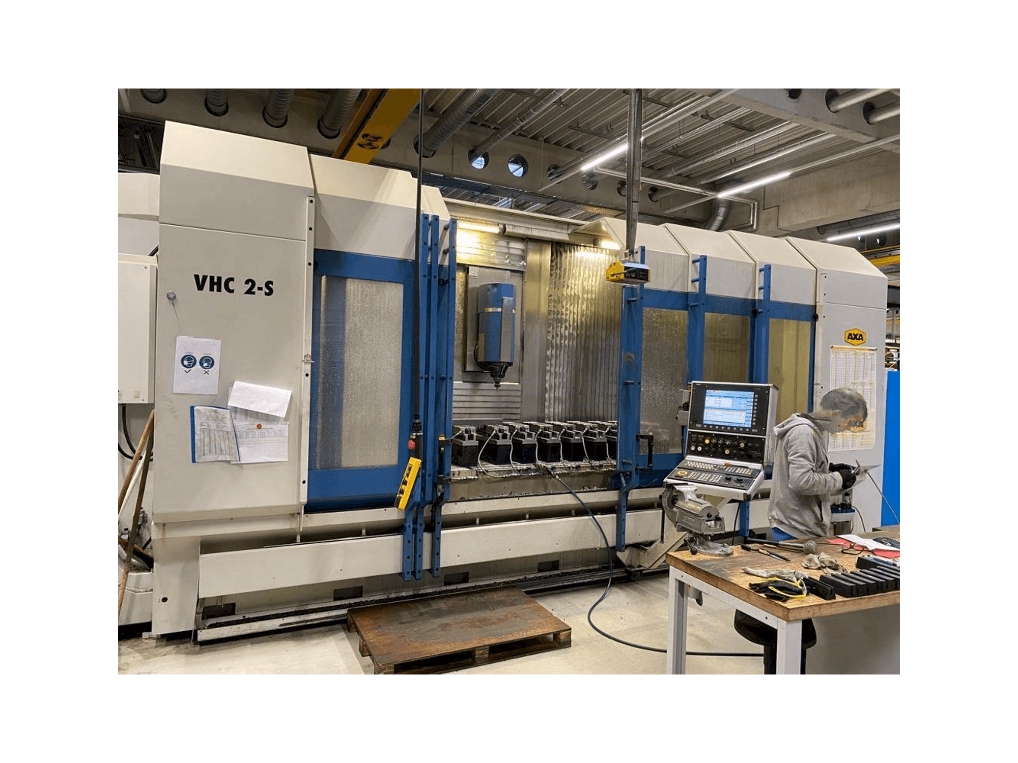 Masina AXA VHC 2-3500 S eestvaade