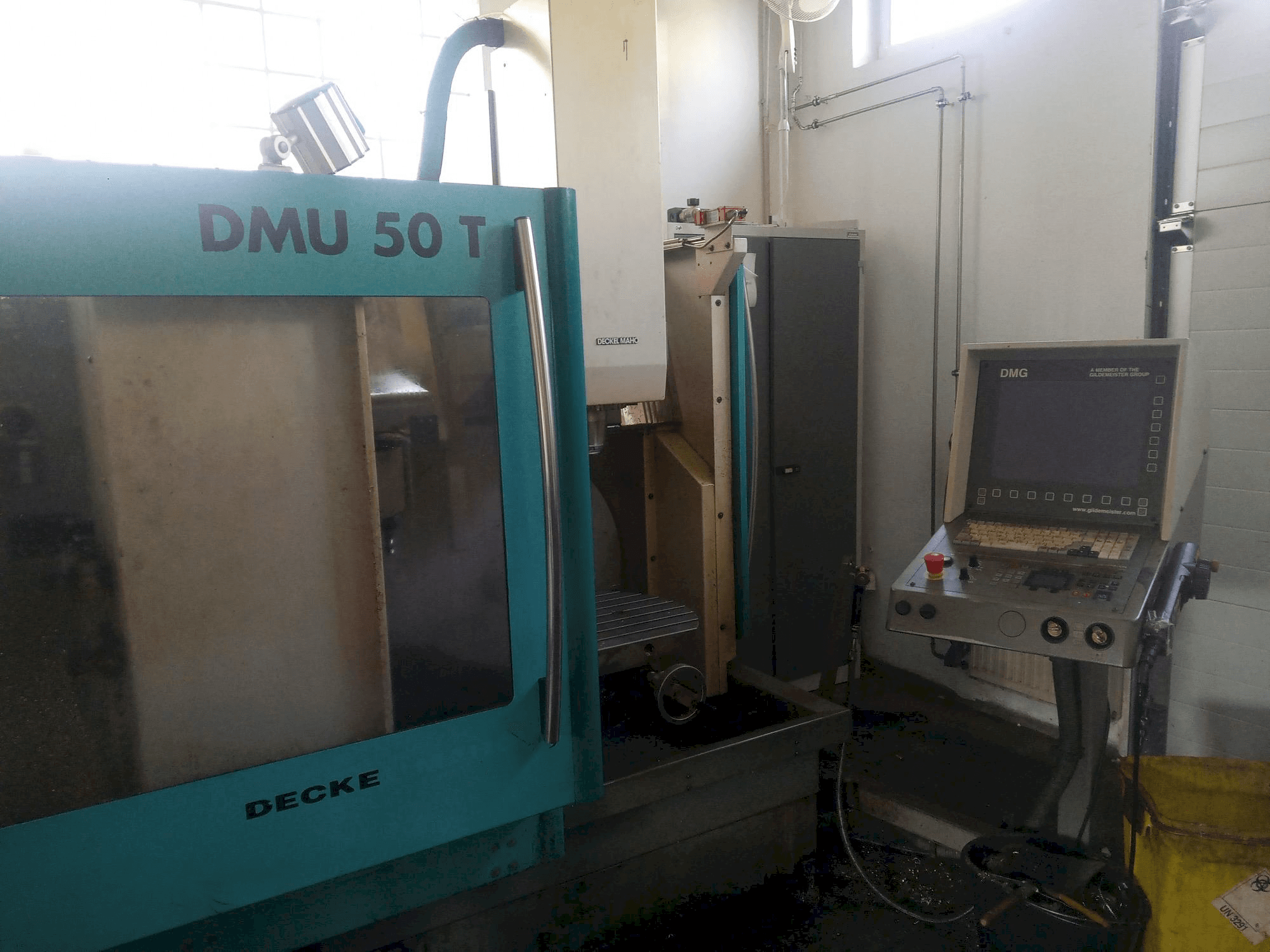 Masina DECKEL MAHO DMU 50 T eestvaade