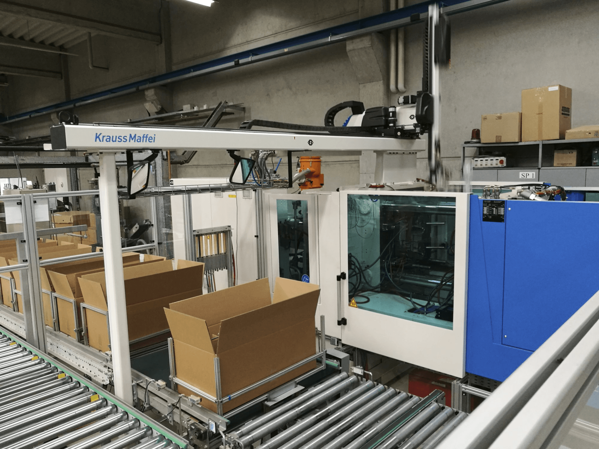 Masinavaade Krauss Maffei 200-750 CX paremalt