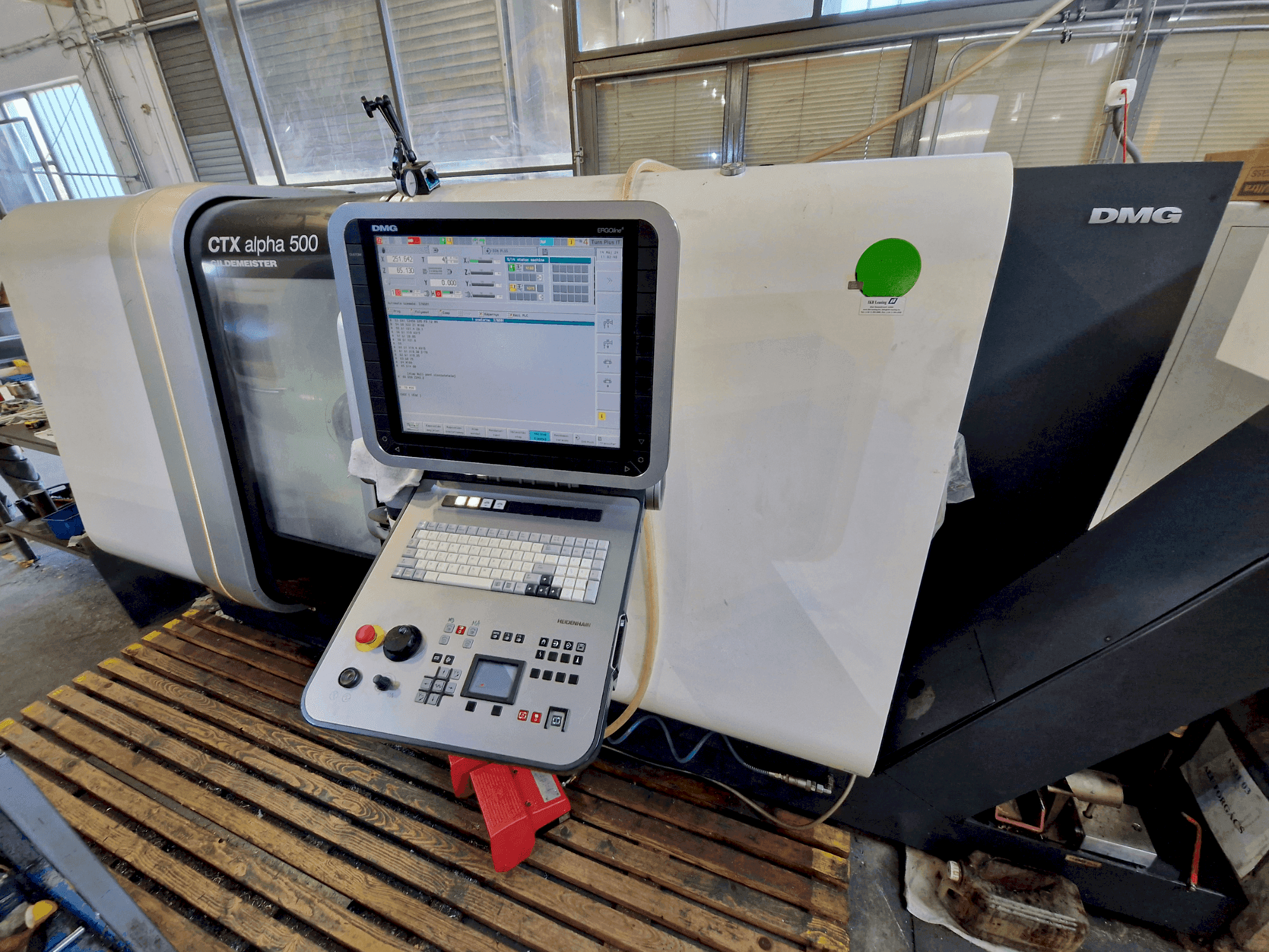 Masina DMG MORI CTX ALPHA 500 V6 eestvaade