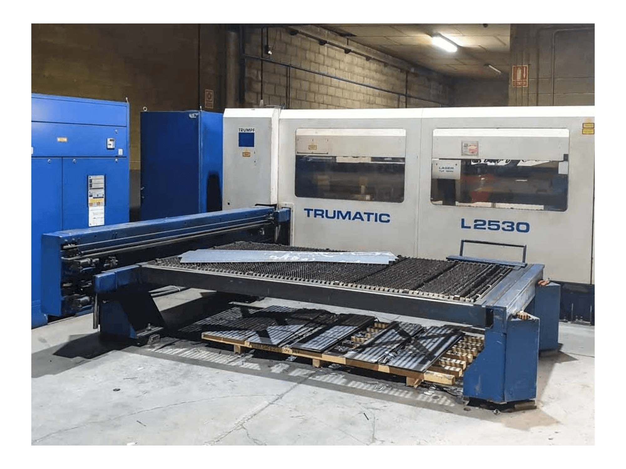 Masina Trumpf Trumatic L2530 eestvaade