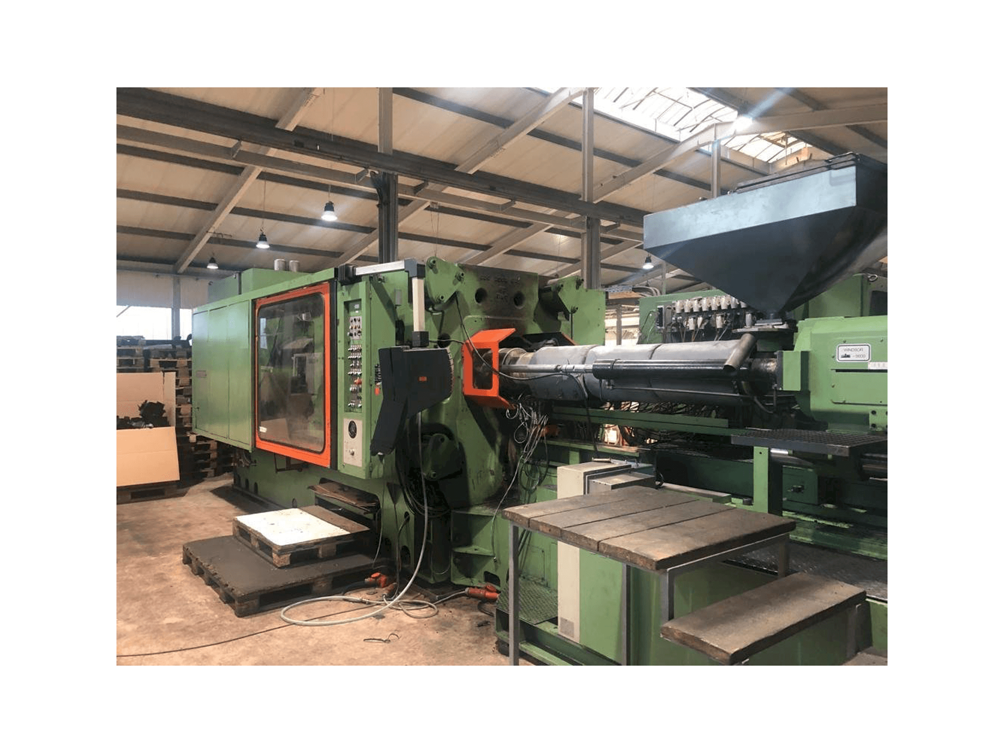 Masina Windsor W1000 vasaku külje vaade