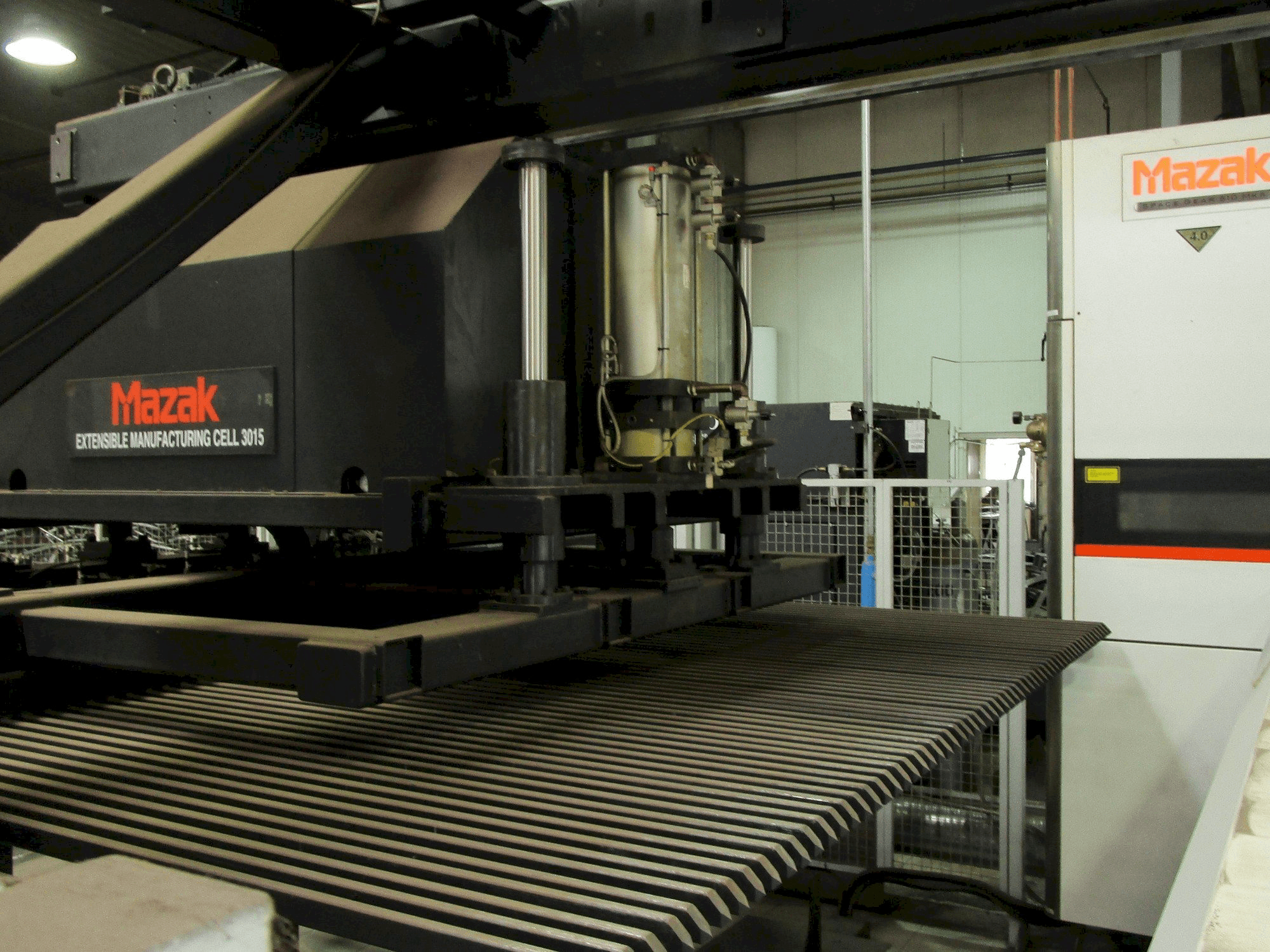 Masina Mazak Space Gear 510 MKII 4kW eestvaade