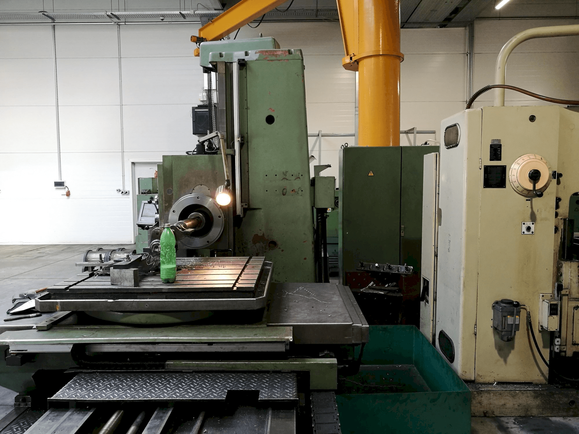 Masina TOS WHN 9B eestvaade