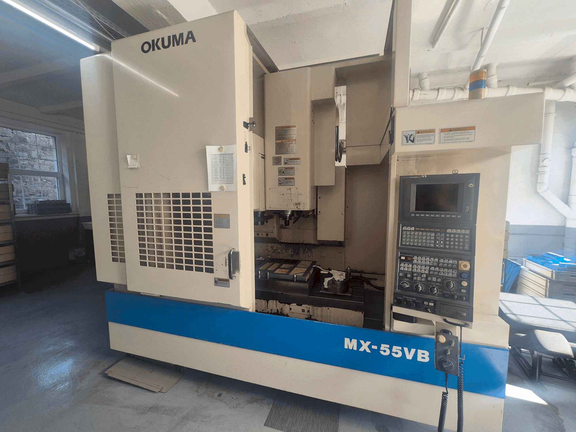 Masina Okuma MX-55VB eestvaade