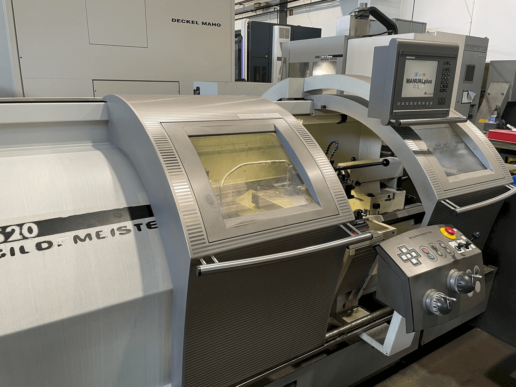 Masina Gildemeister NEF 520 eestvaade