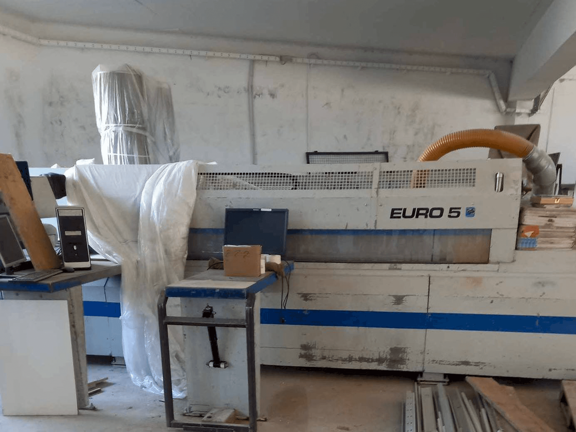 Masina PANHANS EURO 5 eestvaade