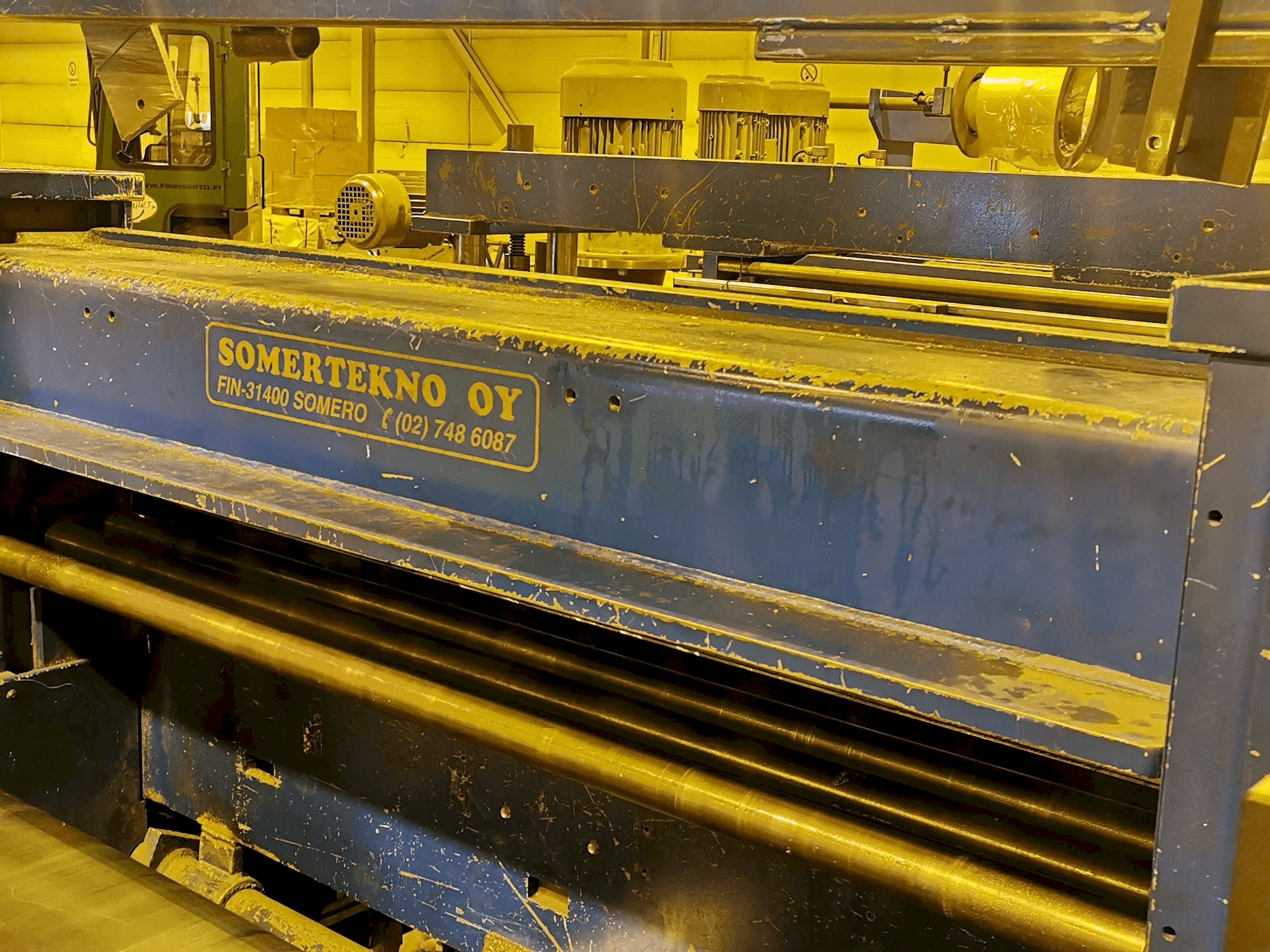 Masina SOMERTEKNO OY 2547 eestvaade