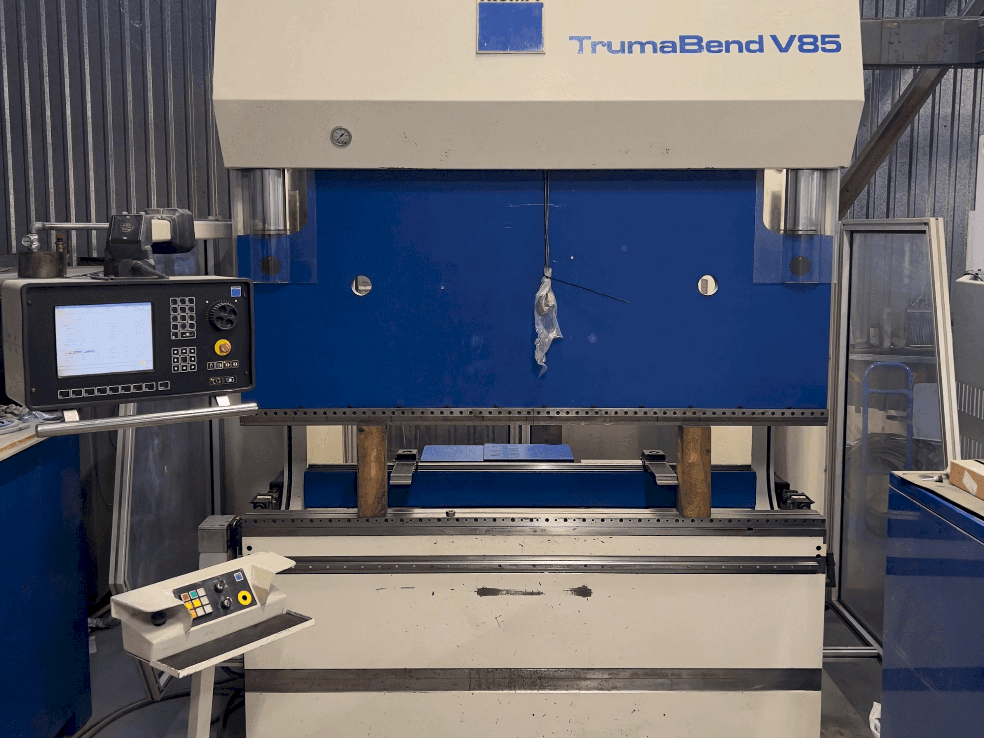 Masina TRUMPF TrumaBend V85 eestvaade