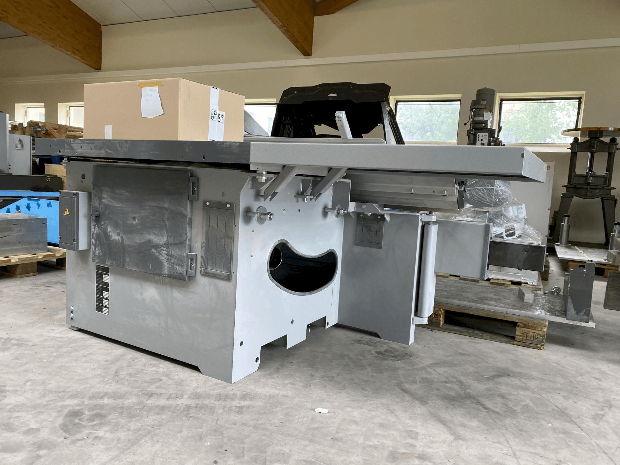 Masina Altendorf F45 eestvaade