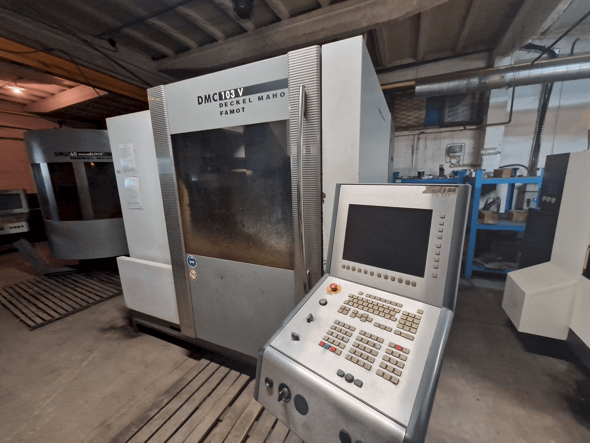 Masina DMG DMC 103V eestvaade