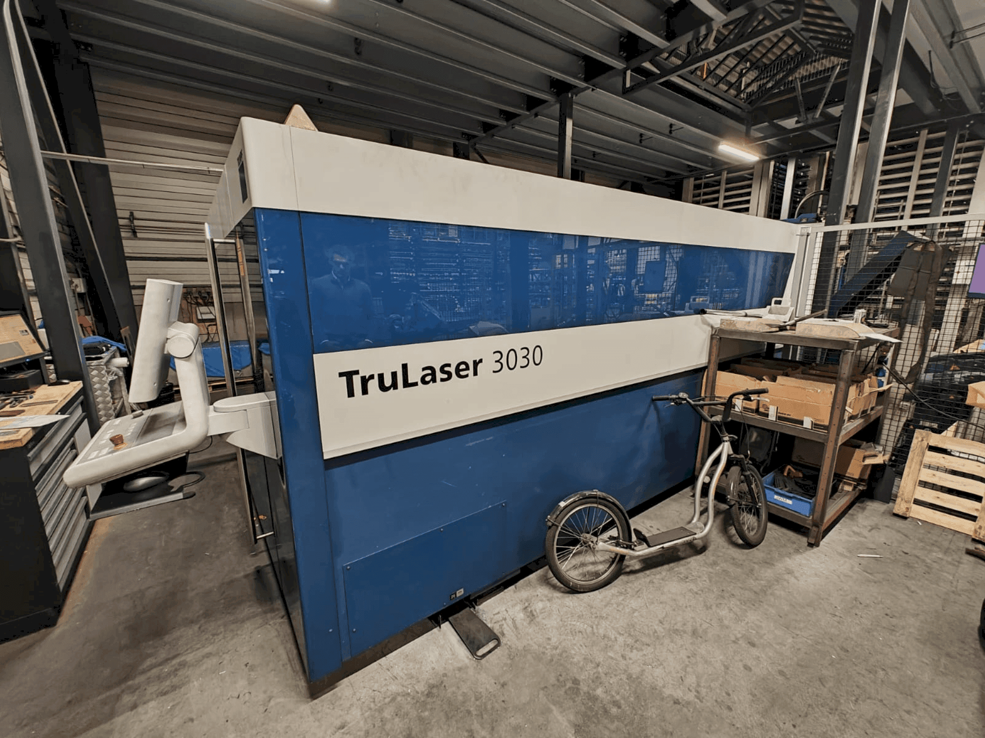 Masina TRUMPF TruLaser 3030 Fiber eestvaade